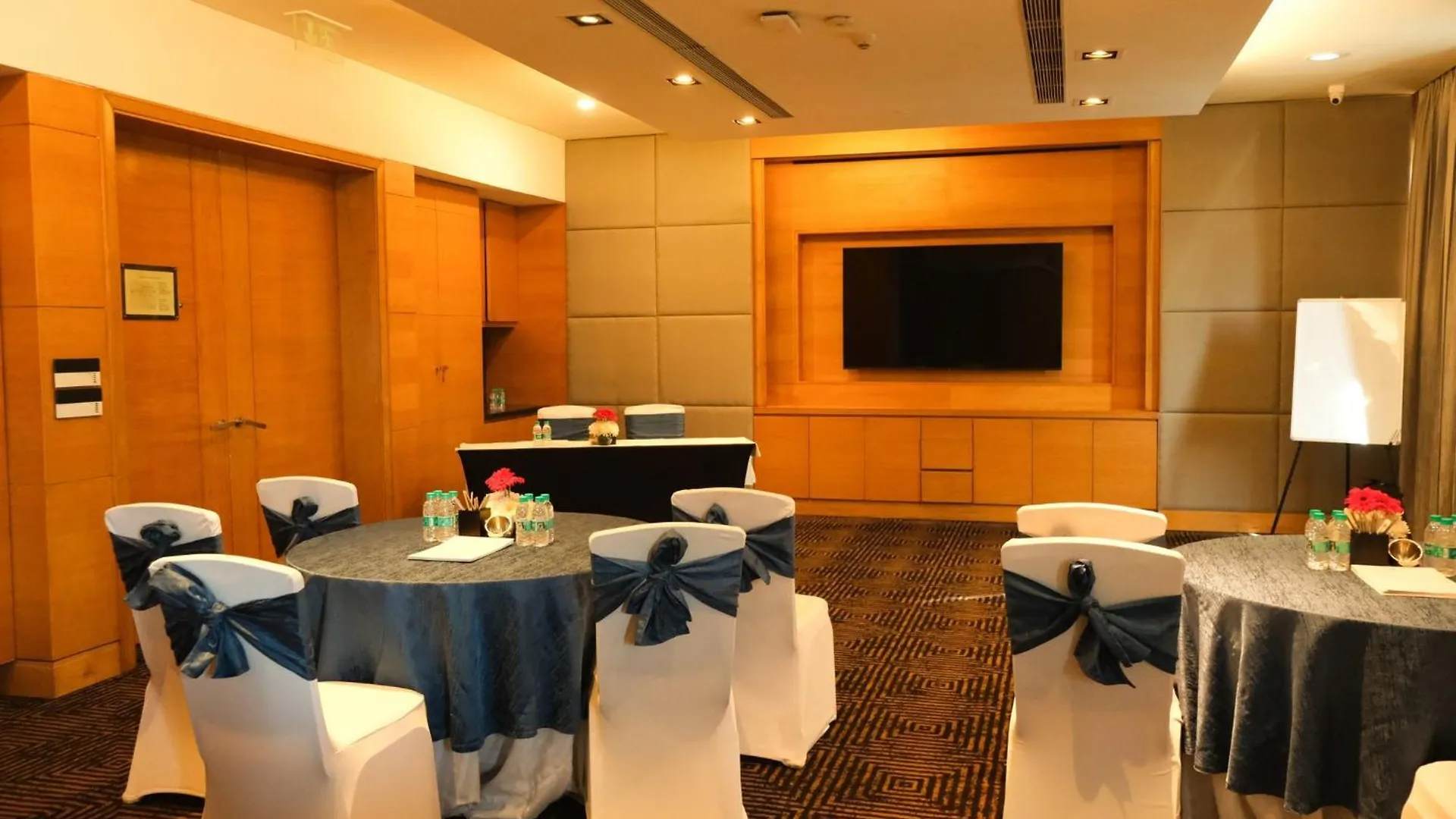 Crowne Plaza Today Gurugram By Ihg Gurgaon 5*,  India