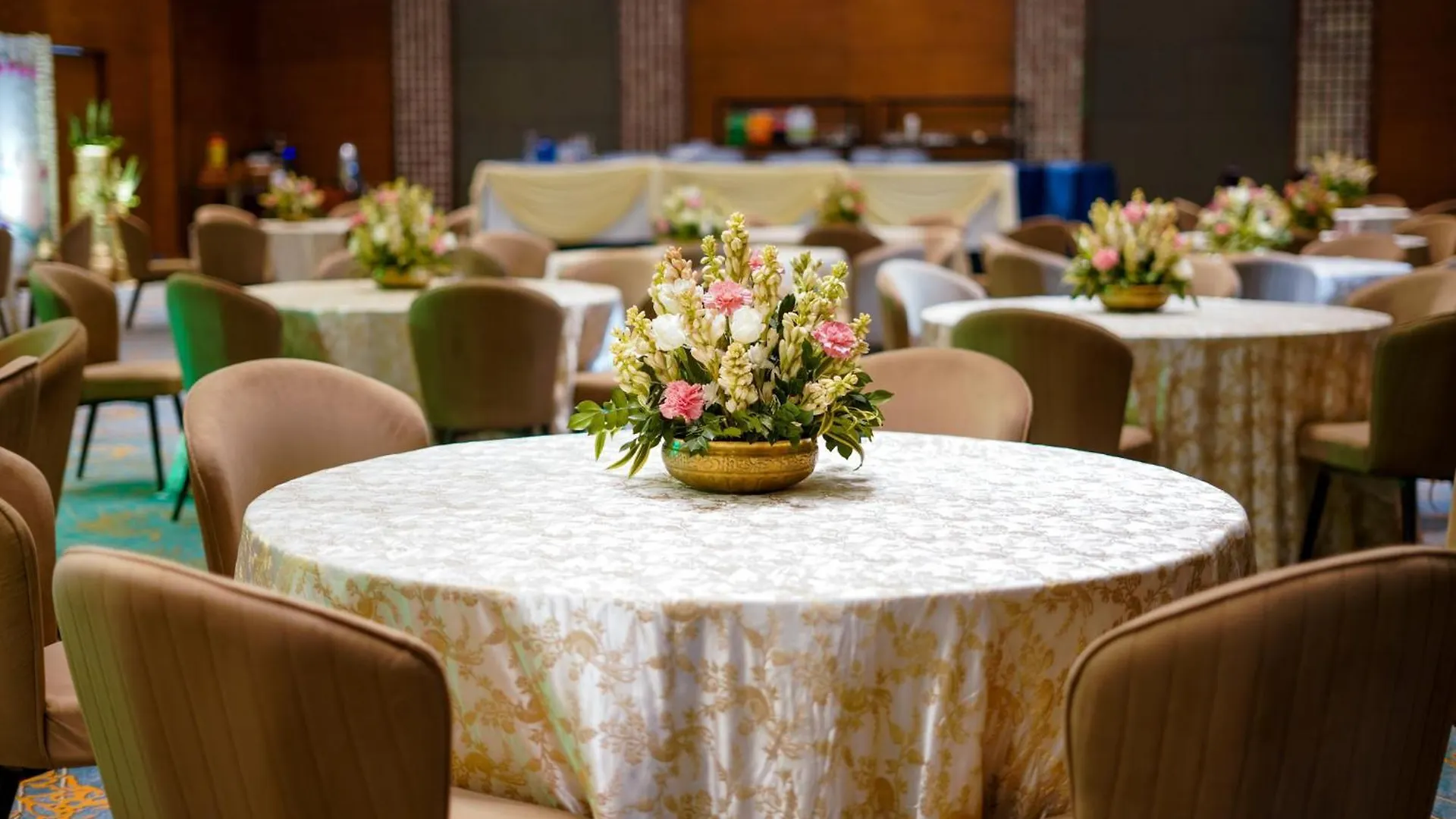 Crowne Plaza Today Gurugram By Ihg Gurgaon Hotel