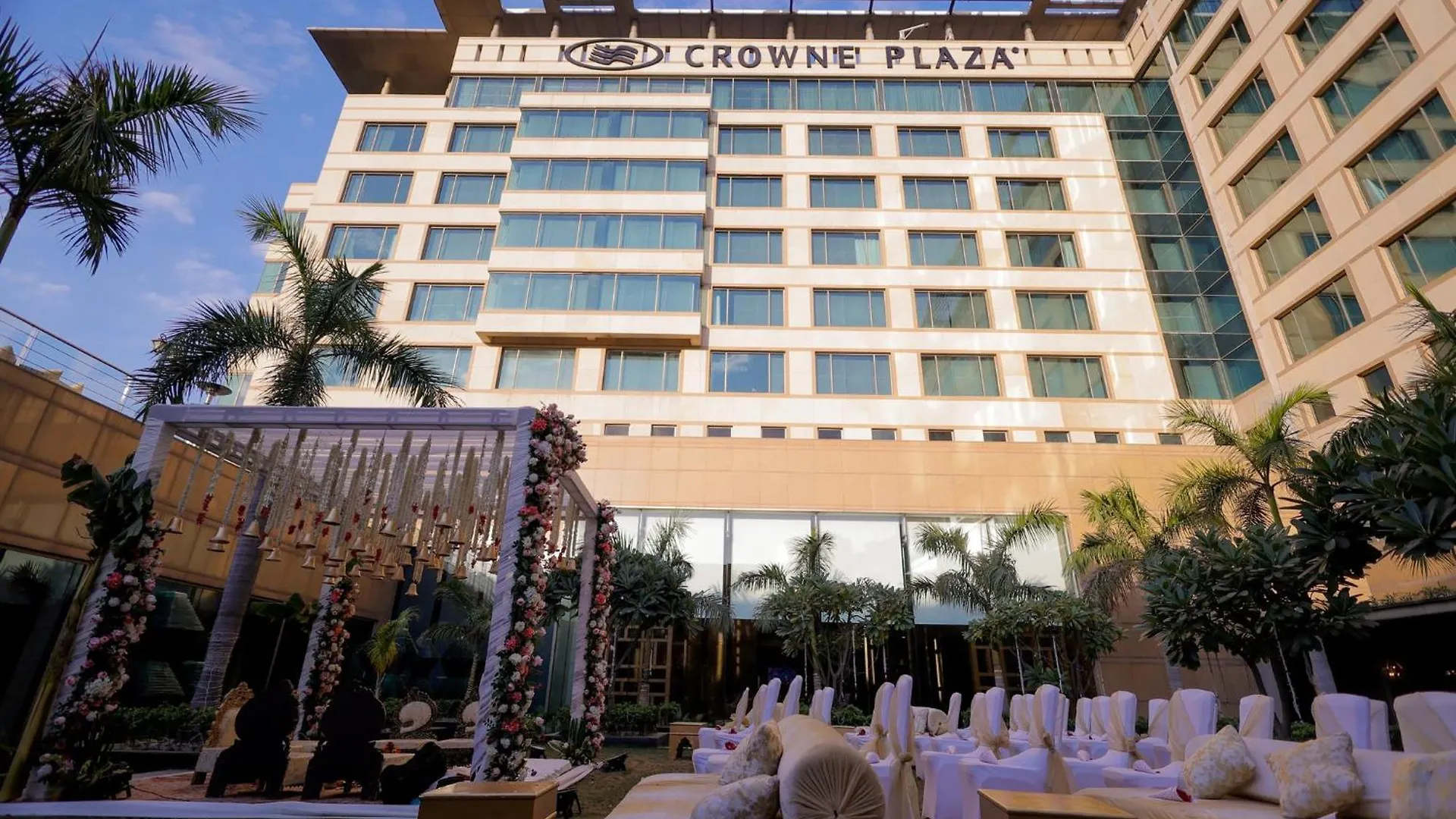Crowne Plaza Today Gurugram By Ihg Gurgaon 5*,
