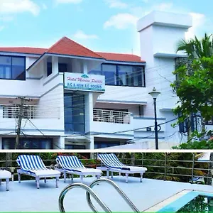 Marine Palace Отель